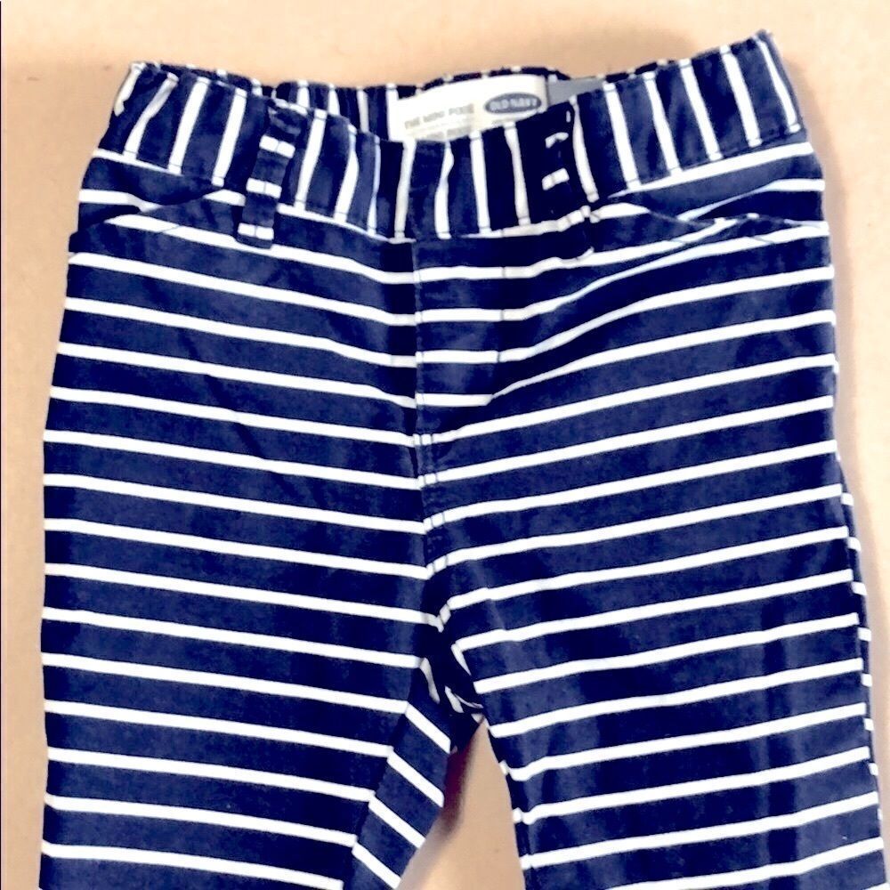 Old Navy Mini Pixie Pants - Picture 3 of 6